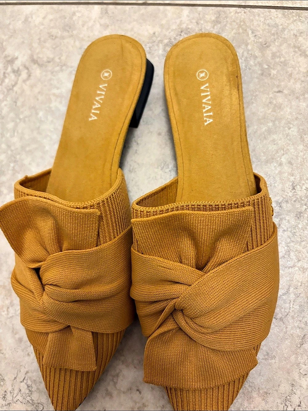 VIVAIA Yaffa Pointed-Toe Knot Mule Orange EU 39